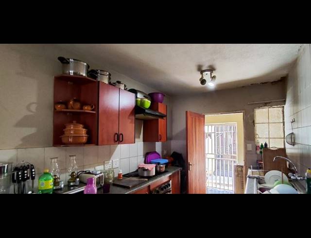 3 BEDROOM TOWNHOUSE FOR SALE IN ELSPARK EXT 4